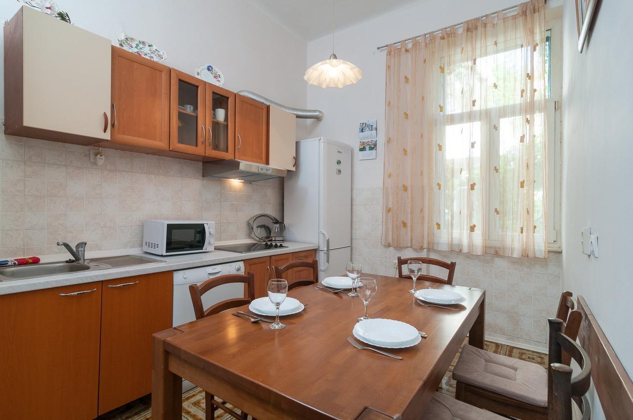 Apartment Vedrana Split Exteriör bild